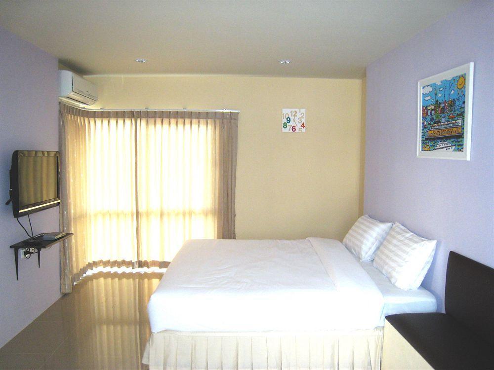 C2 Residence Lampang Exterior foto