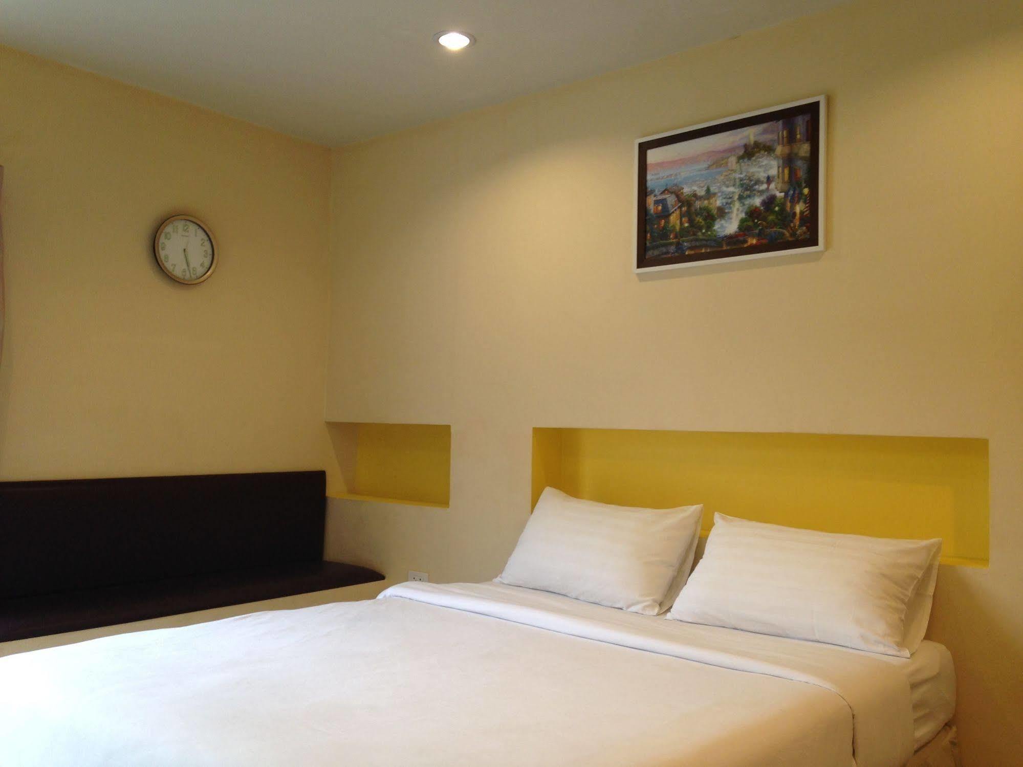 C2 Residence Lampang Exterior foto